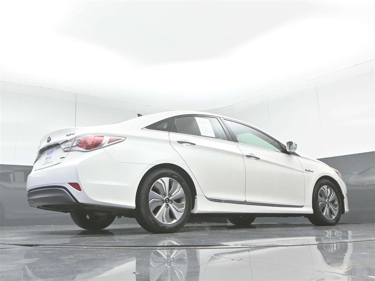 Hyundai Sonata Hybrid Sedan 2013