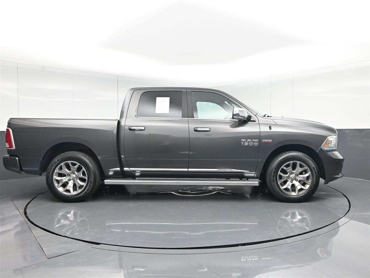 RAM 1500 Longhorn Crew Cab SWB 4WD 2016