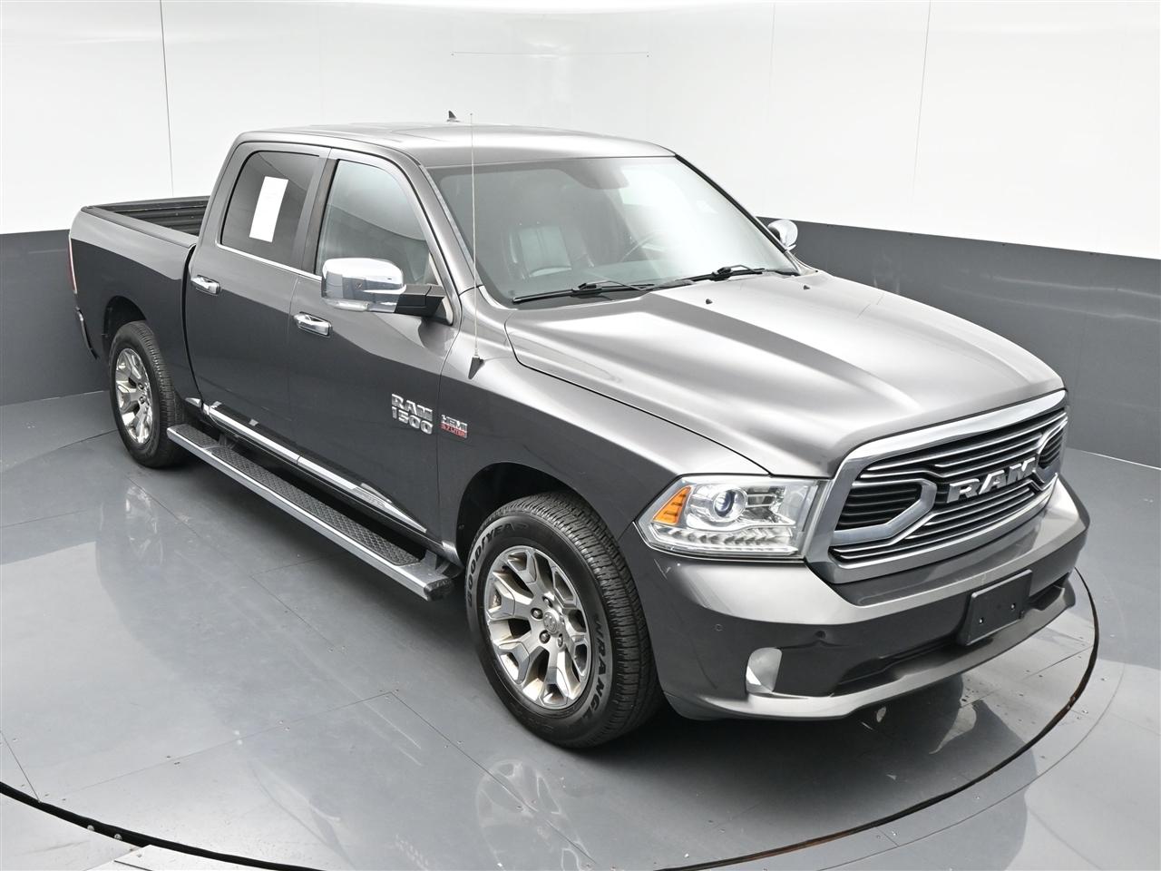RAM 1500 Longhorn Crew Cab SWB 4WD 2016