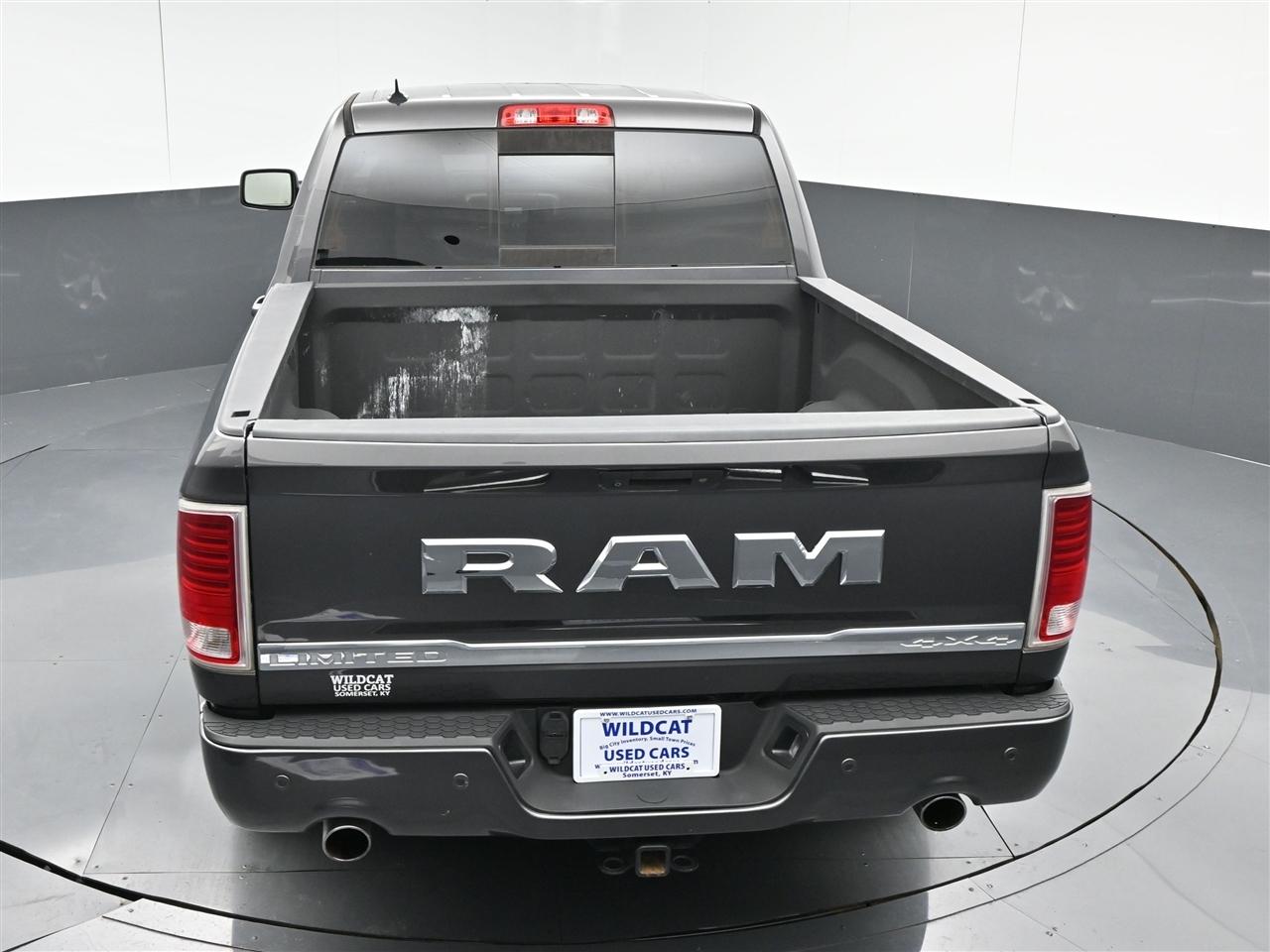 RAM 1500 Longhorn Crew Cab SWB 4WD 2016