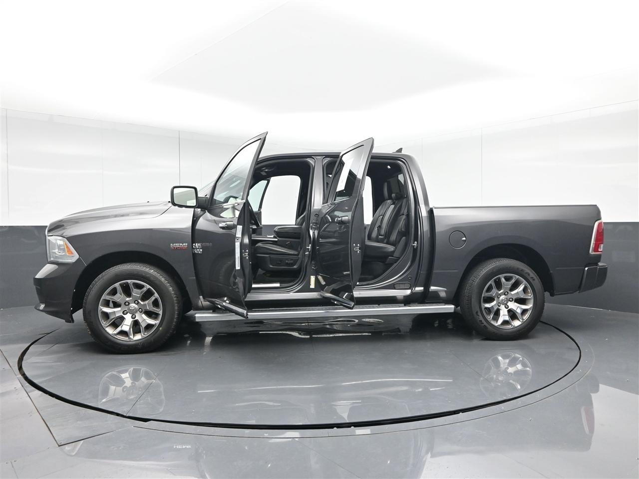 RAM 1500 Longhorn Crew Cab SWB 4WD 2016