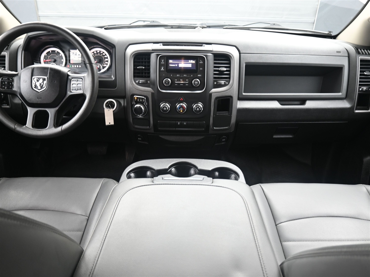 RAM 1500 Tradesman Quad Cab 2WD 2018