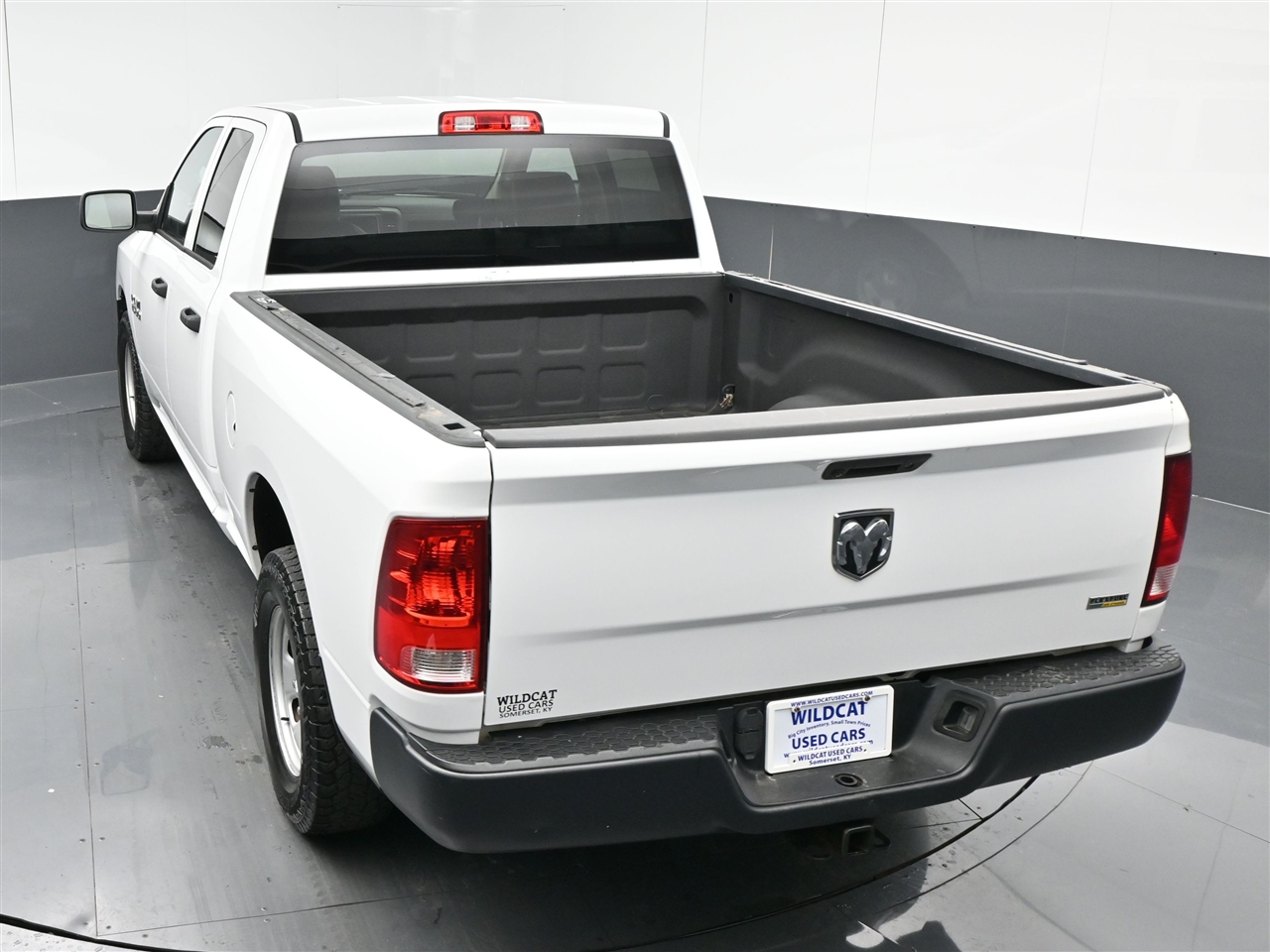 RAM 1500 Tradesman Quad Cab 2WD 2018