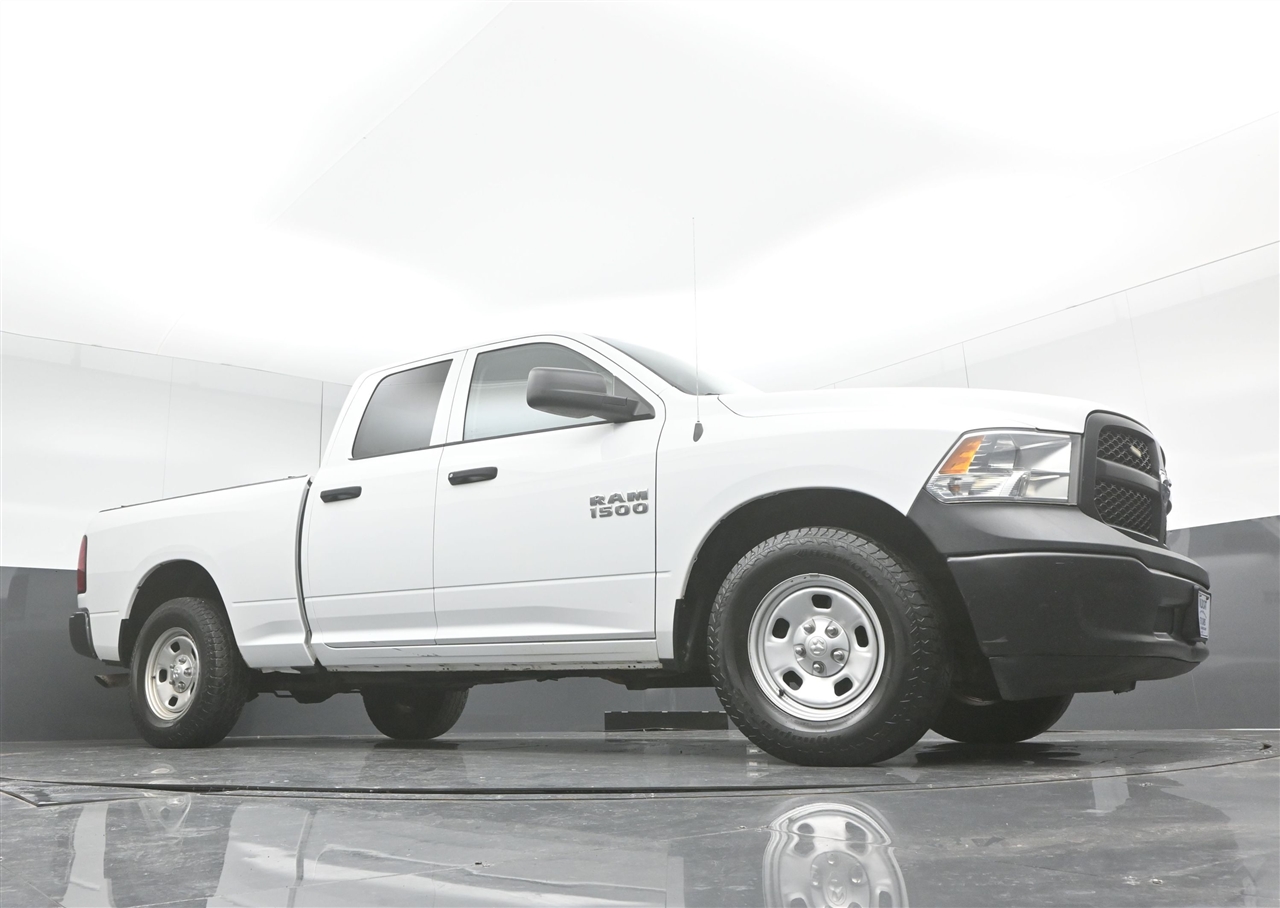 RAM 1500 Tradesman Quad Cab 2WD 2018