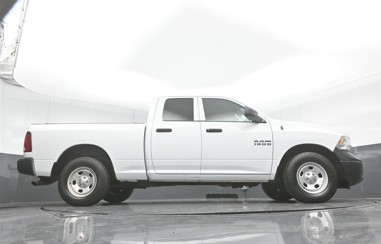 RAM 1500 Tradesman Quad Cab 2WD 2018