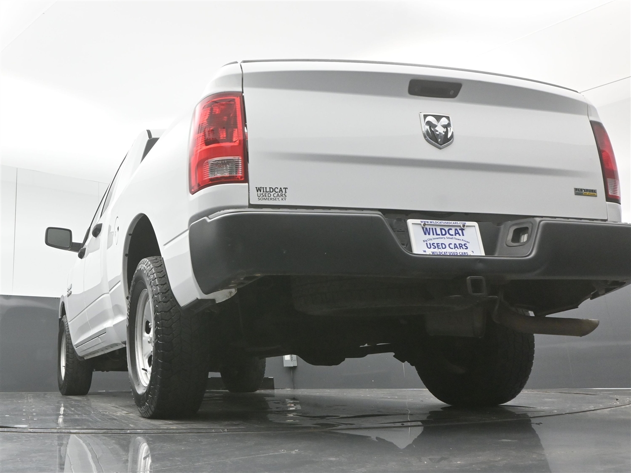 RAM 1500 Tradesman Quad Cab 2WD 2018