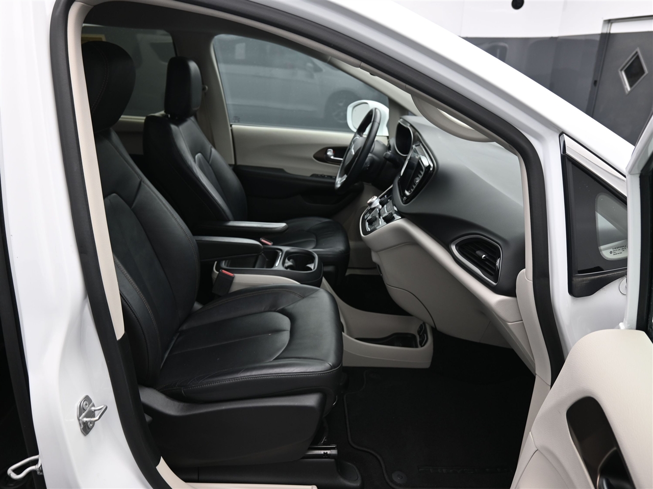 Chrysler Pacifica Touring-L 2017