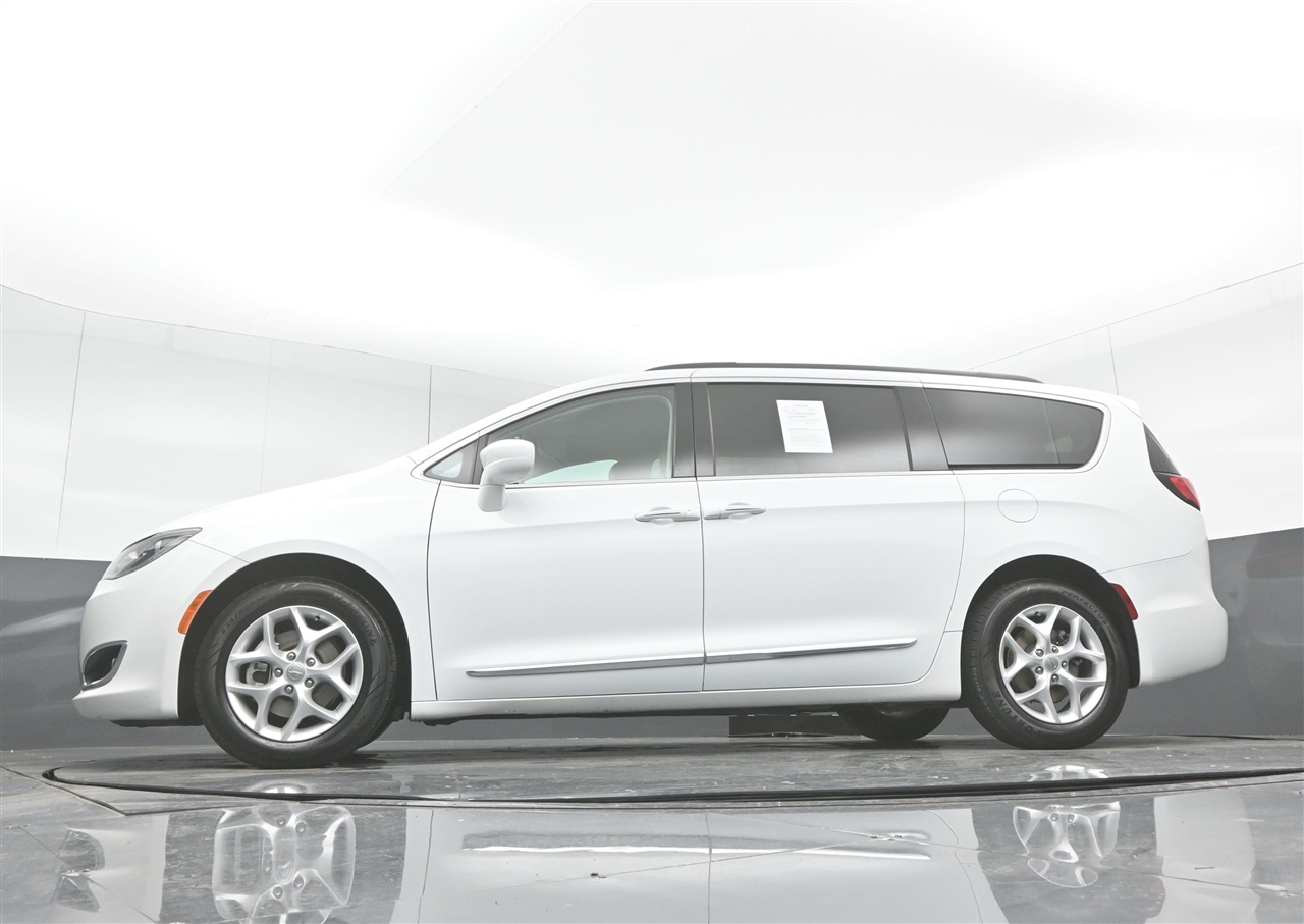 Chrysler Pacifica Touring-L 2017