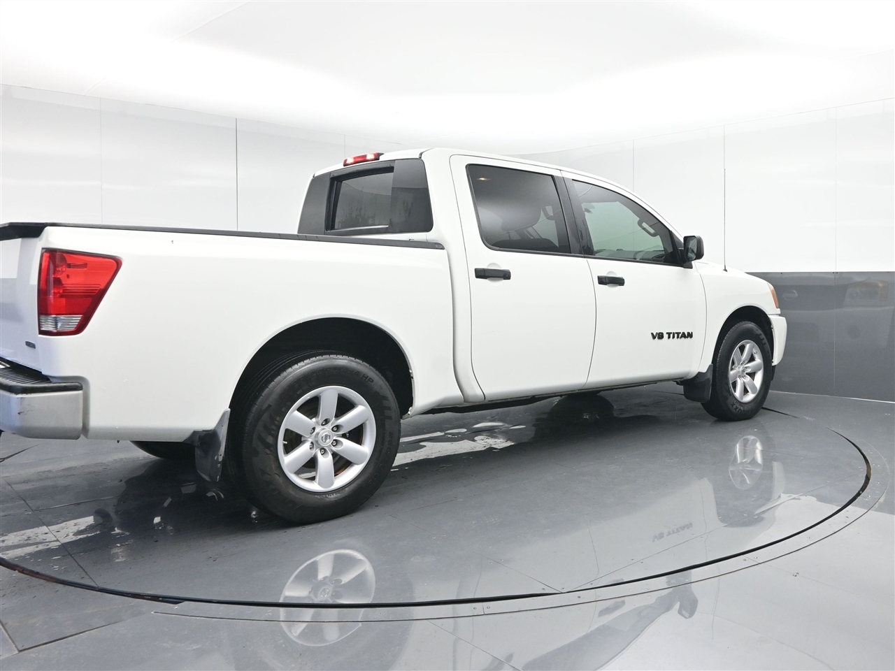 Nissan Titan S Crew Cab 2WD 2015