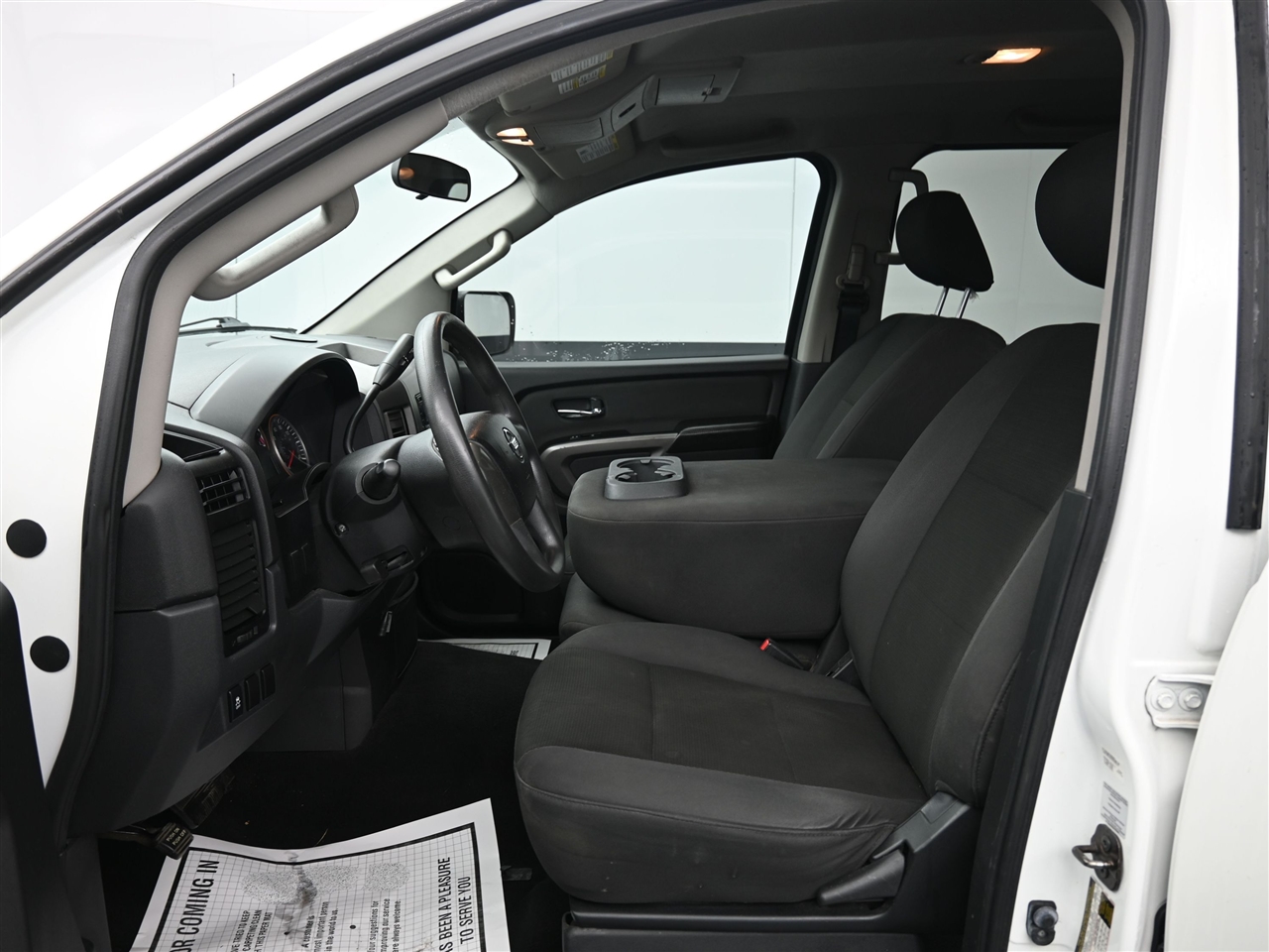 Nissan Titan S Crew Cab 2WD 2015