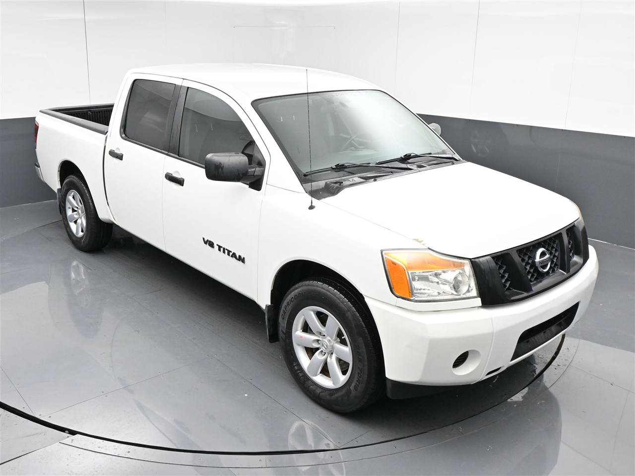 Nissan Titan S Crew Cab 2WD 2015