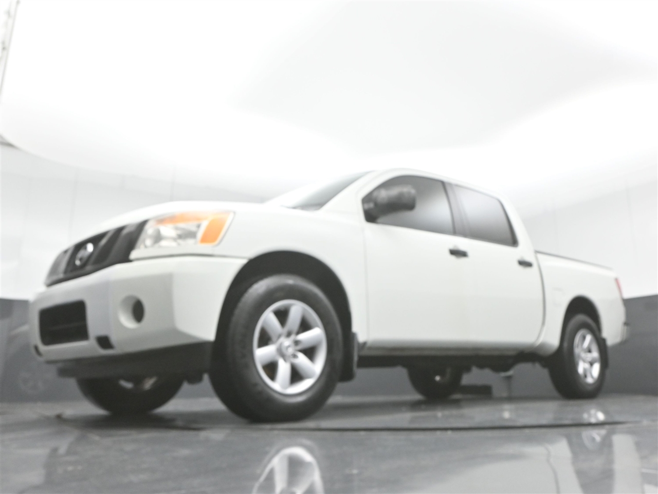 Nissan Titan S Crew Cab 2WD 2015