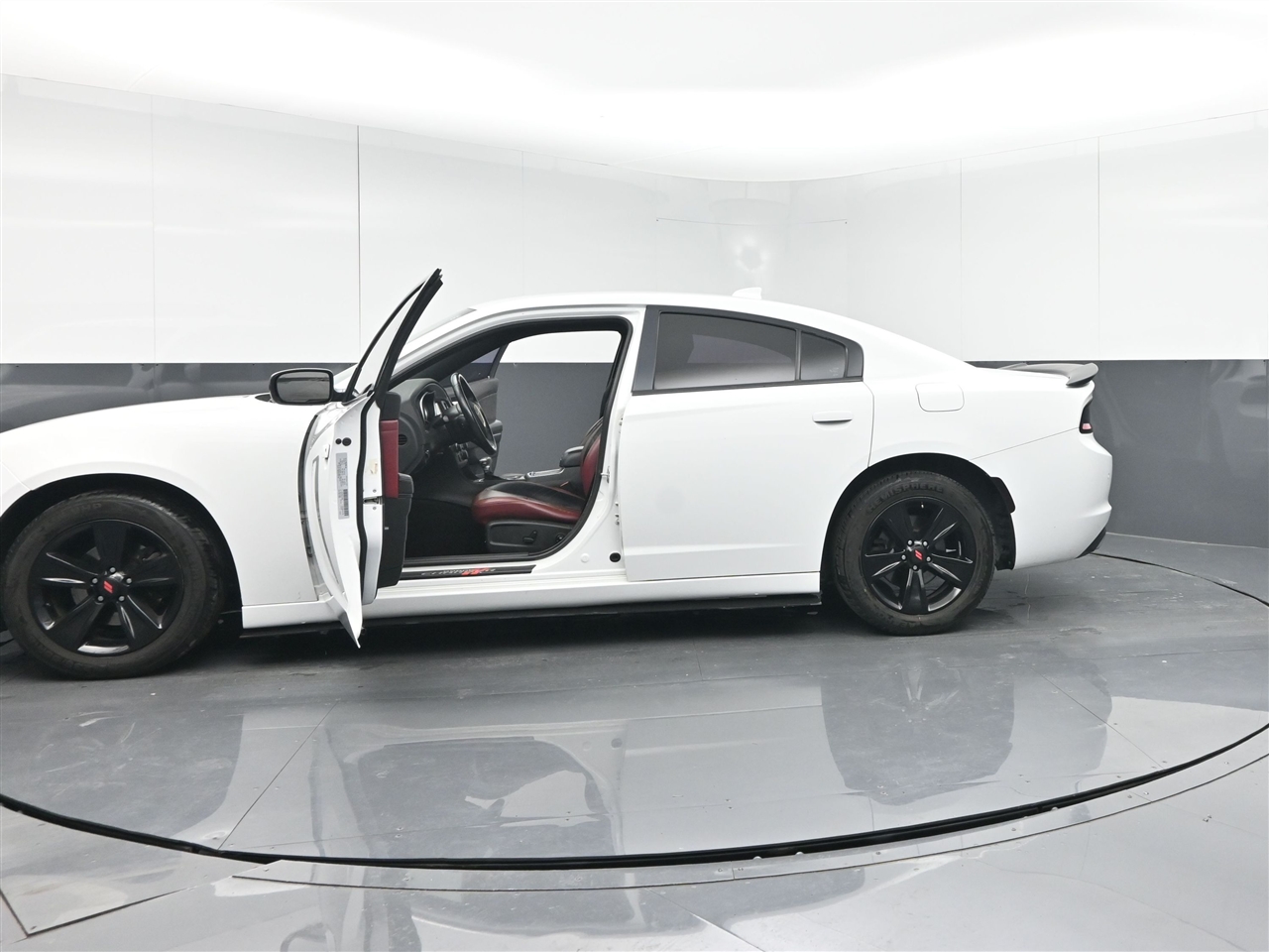 Dodge Charger SXT Plus 2018