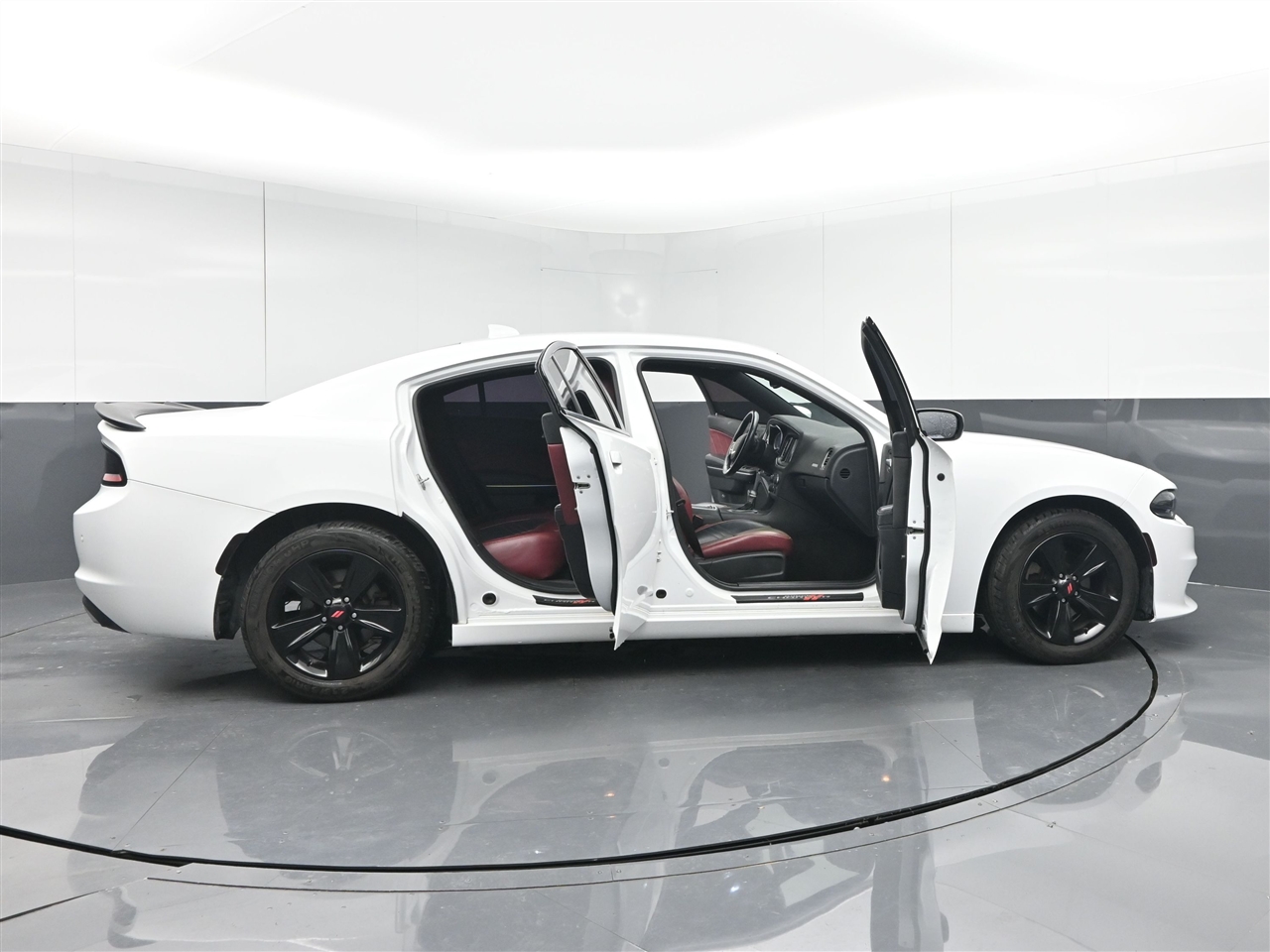 Dodge Charger SXT Plus 2018