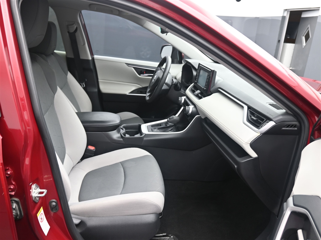 Toyota RAV4 XLE 2019