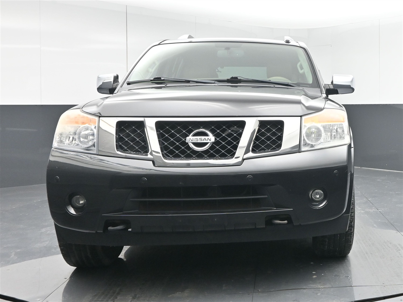 Nissan Armada Platinum 4WD 2013