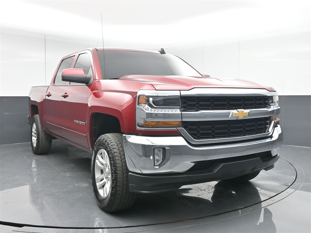 Chevrolet Silverado 1500 LT Crew Cab 2WD 2018