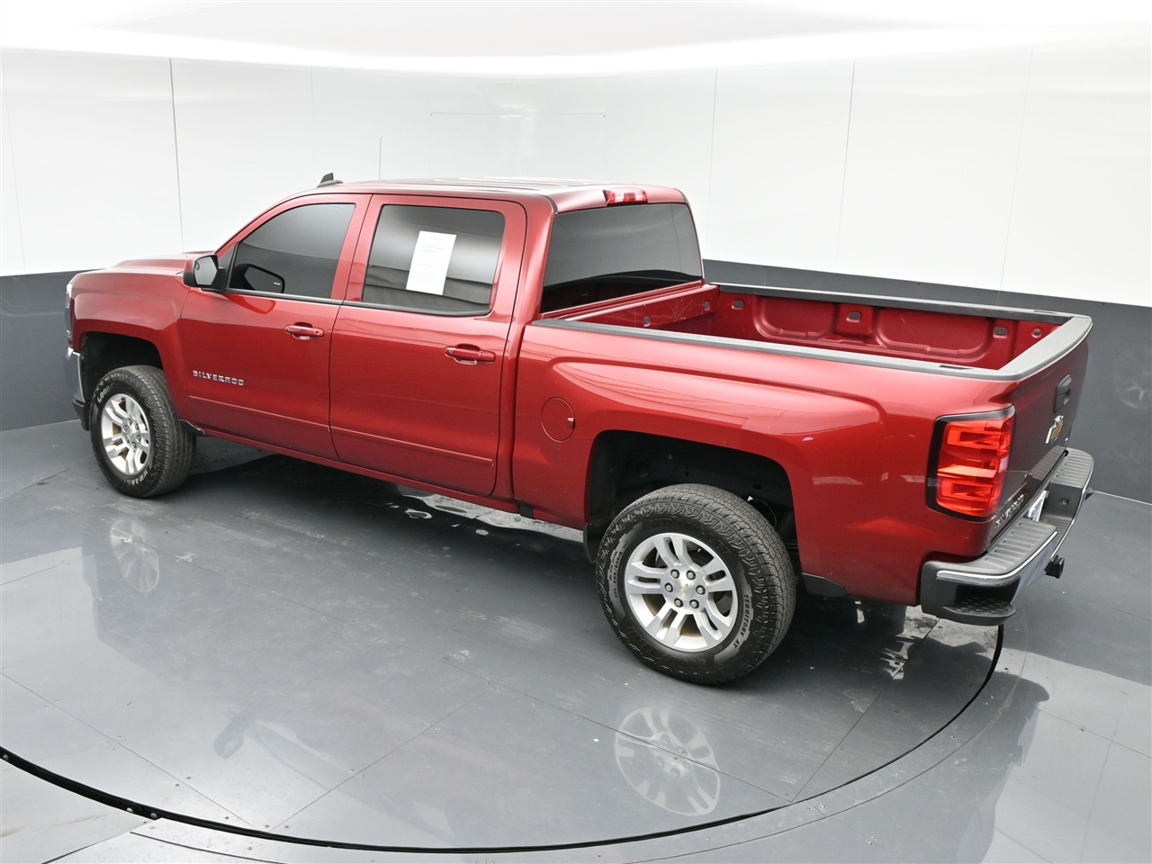 Chevrolet Silverado 1500 LT Crew Cab 2WD 2018