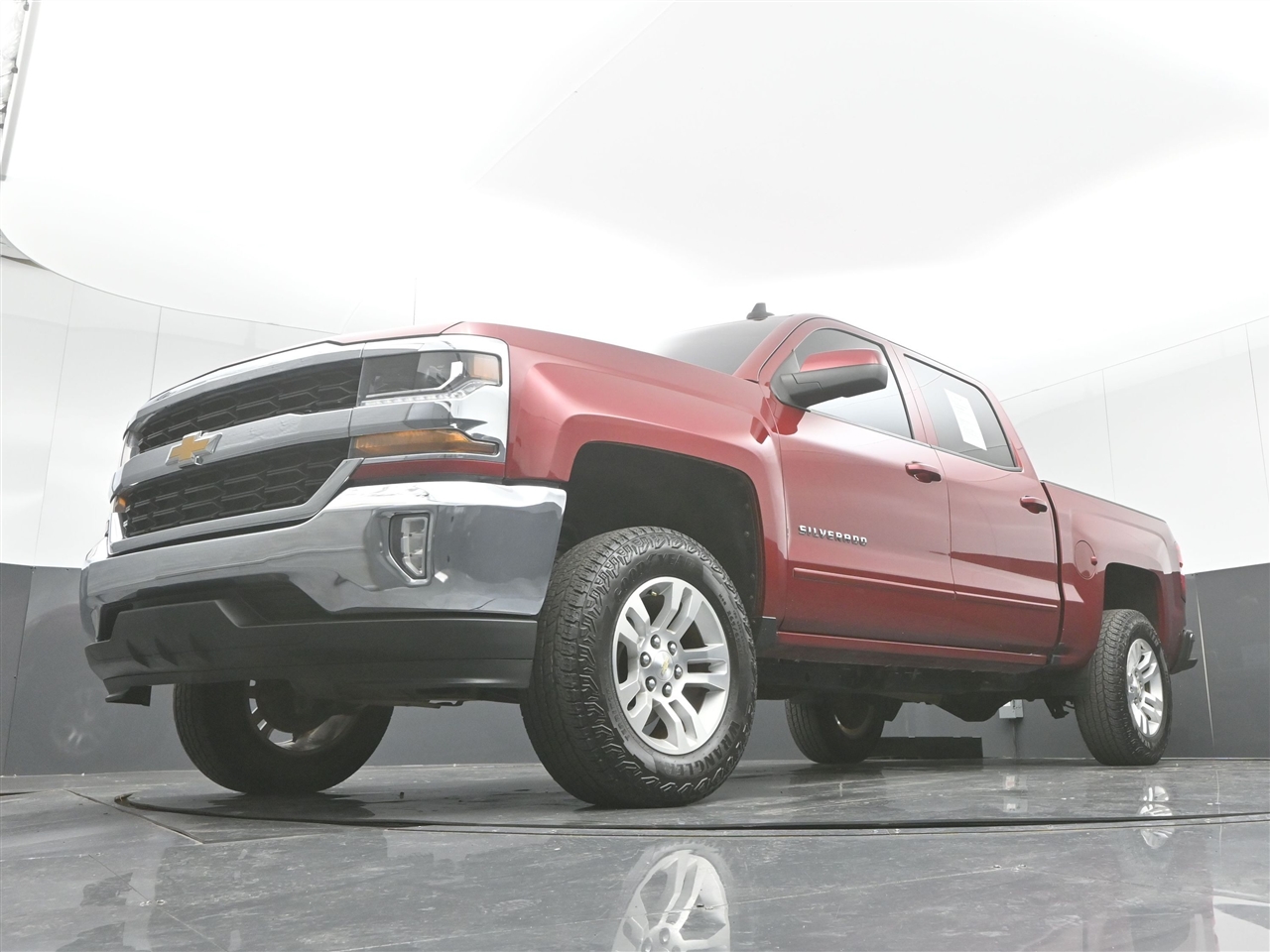 Chevrolet Silverado 1500 LT Crew Cab 2WD 2018