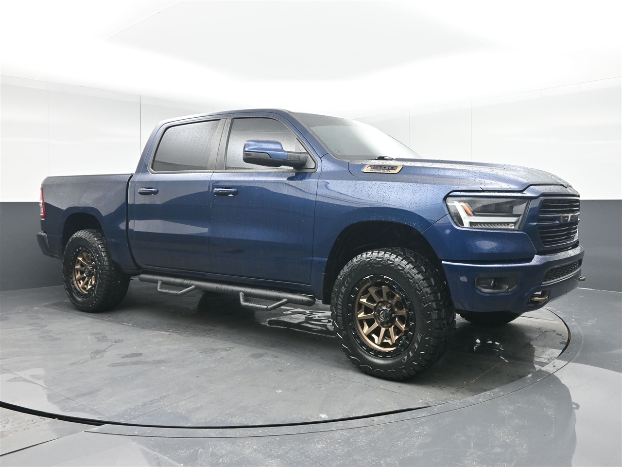 RAM 1500 Big Horn Crew Cab SWB 4WD 2020