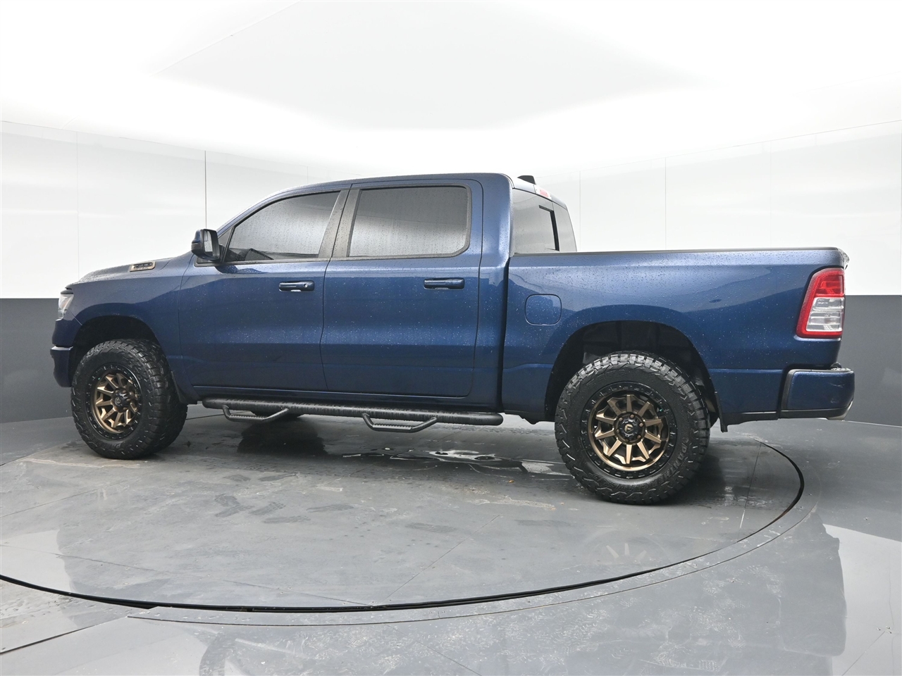 RAM 1500 Big Horn Crew Cab SWB 4WD 2020