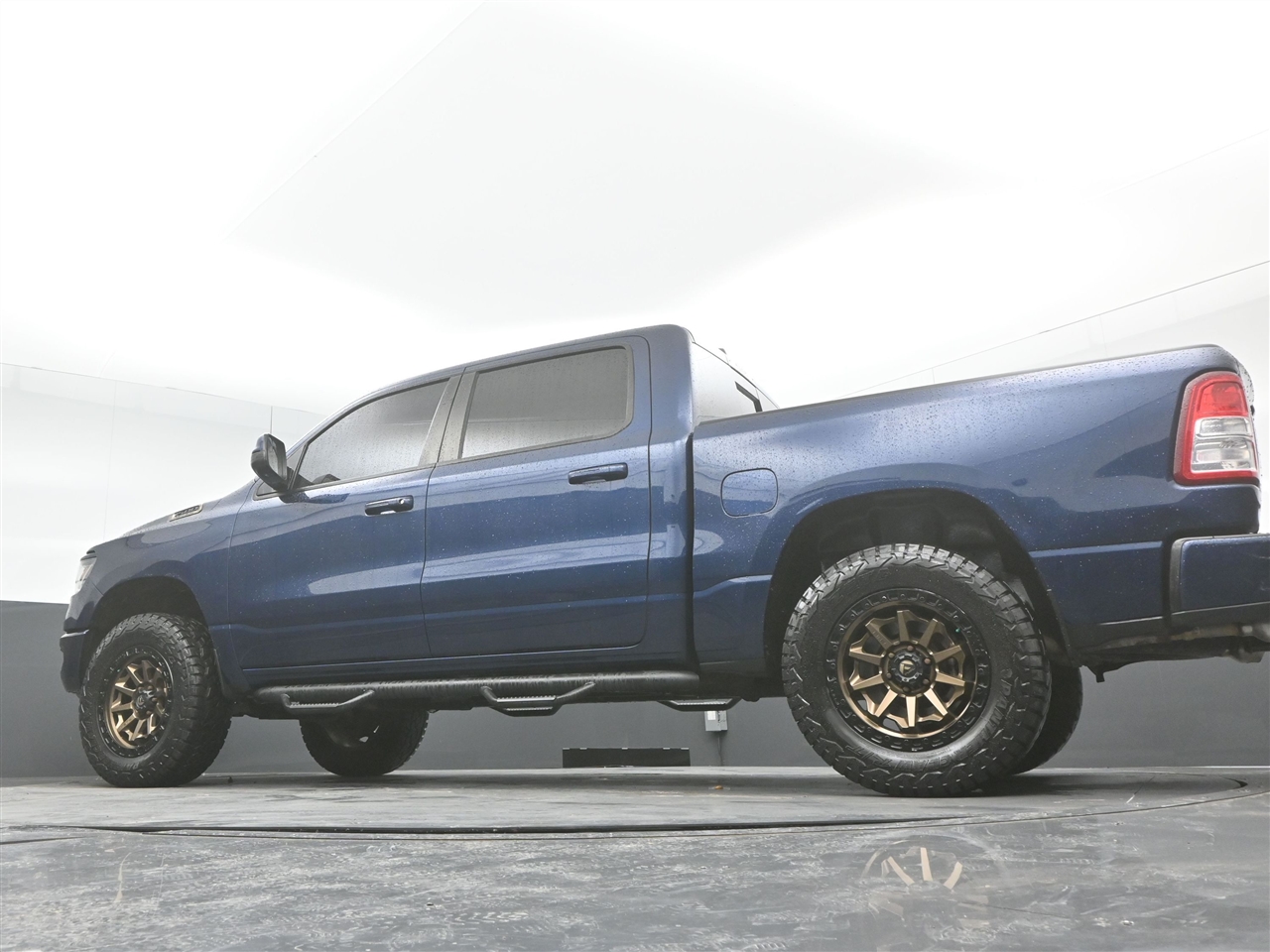 RAM 1500 Big Horn Crew Cab SWB 4WD 2020