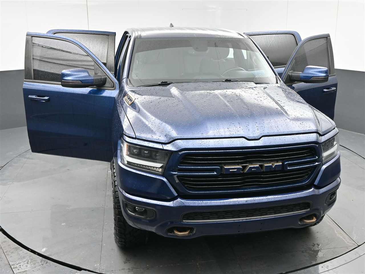 RAM 1500 Big Horn Crew Cab SWB 4WD 2020