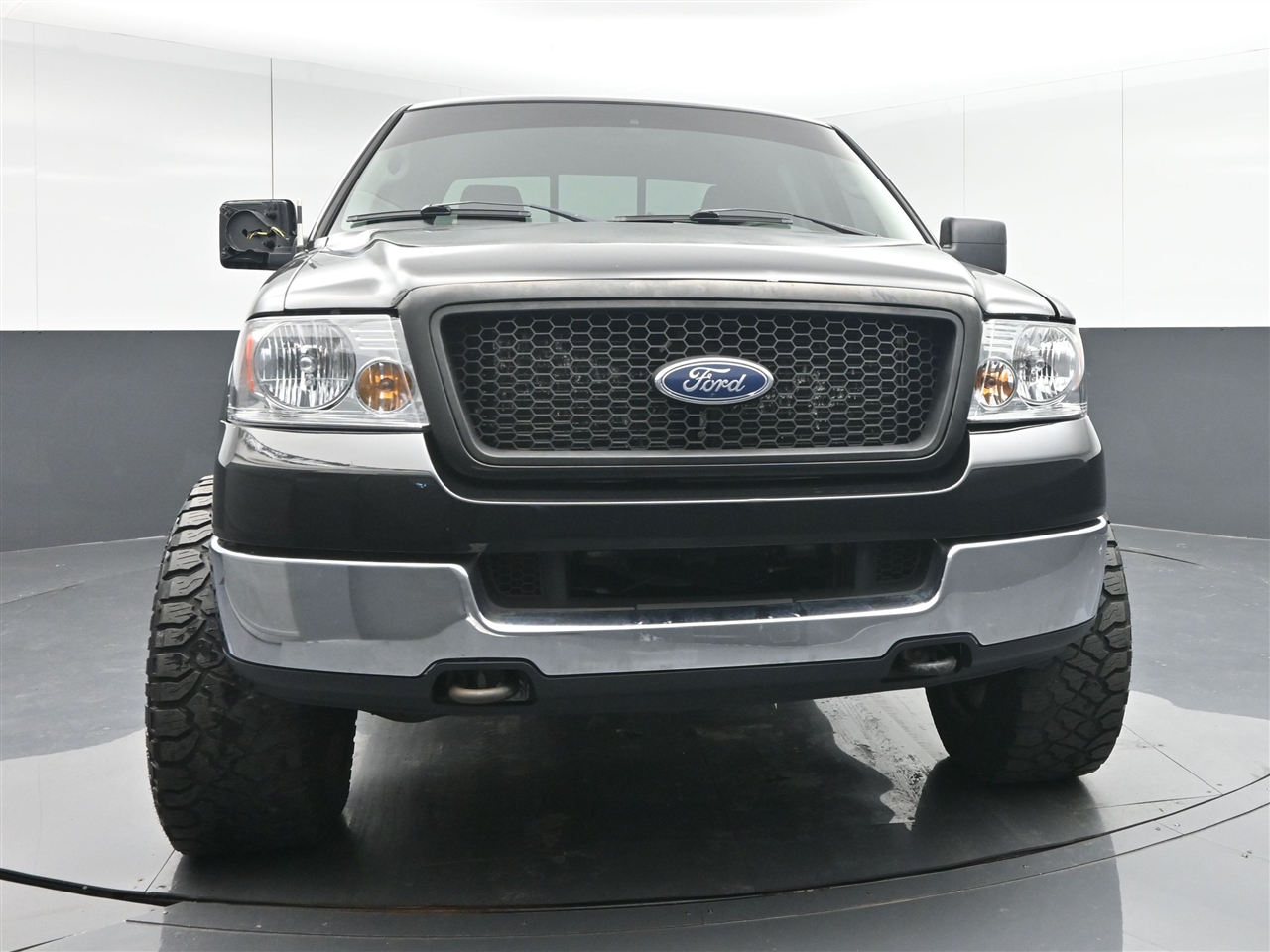 Ford F-150 XLT SuperCrew 4WD 2005