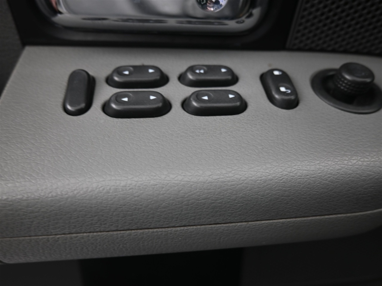 Ford F-150 XLT SuperCrew 4WD 2005