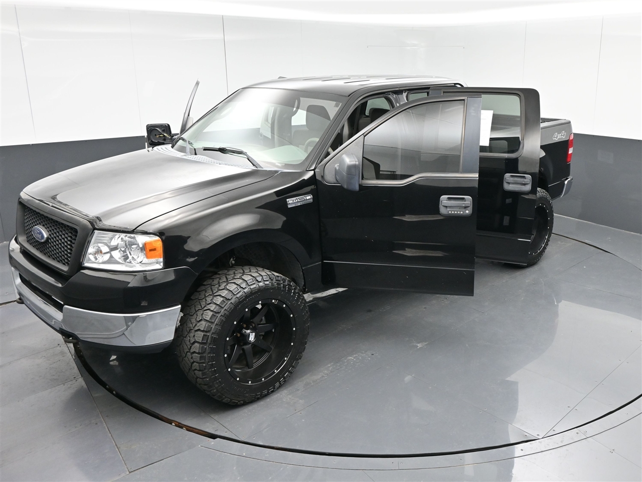 Ford F-150 XLT SuperCrew 4WD 2005