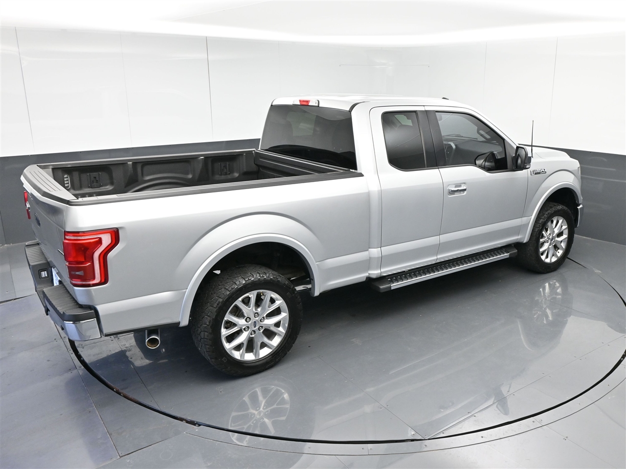Ford F-150 Lariat SuperCab 8-ft. 4WD 2016