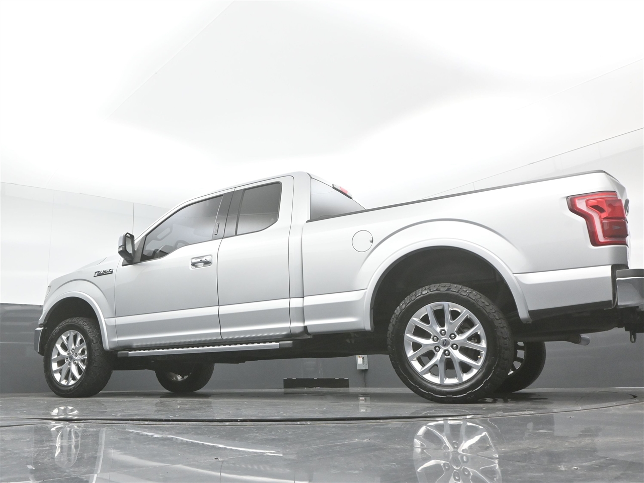 Ford F-150 Lariat SuperCab 8-ft. 4WD 2016