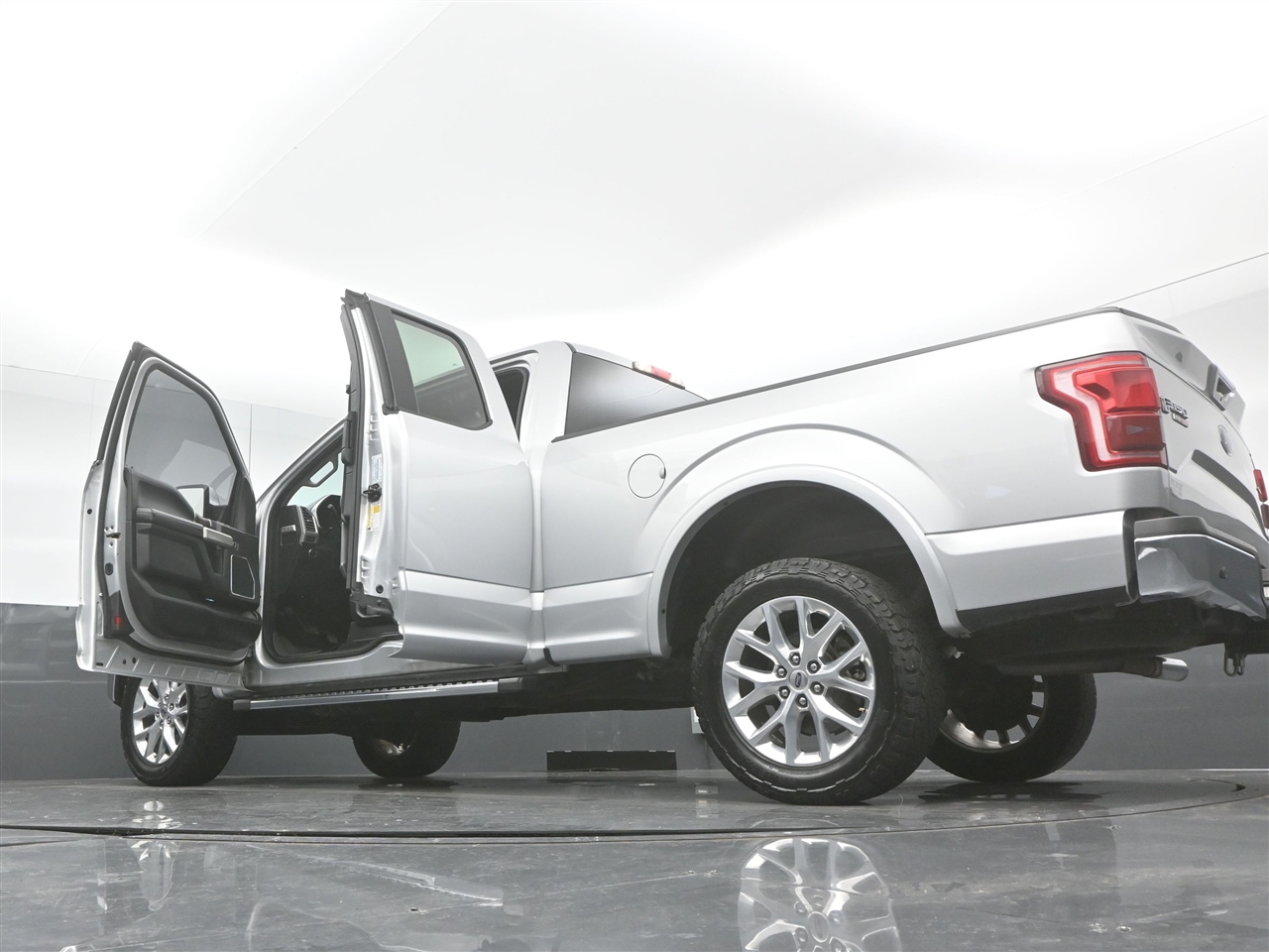 Ford F-150 Lariat SuperCab 8-ft. 4WD 2016