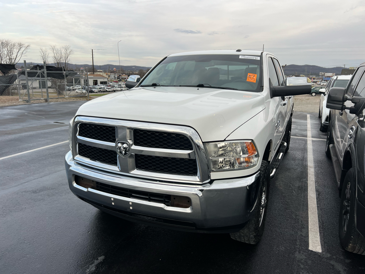 RAM 2500 SLT Crew Cab SWB 4WD 2016