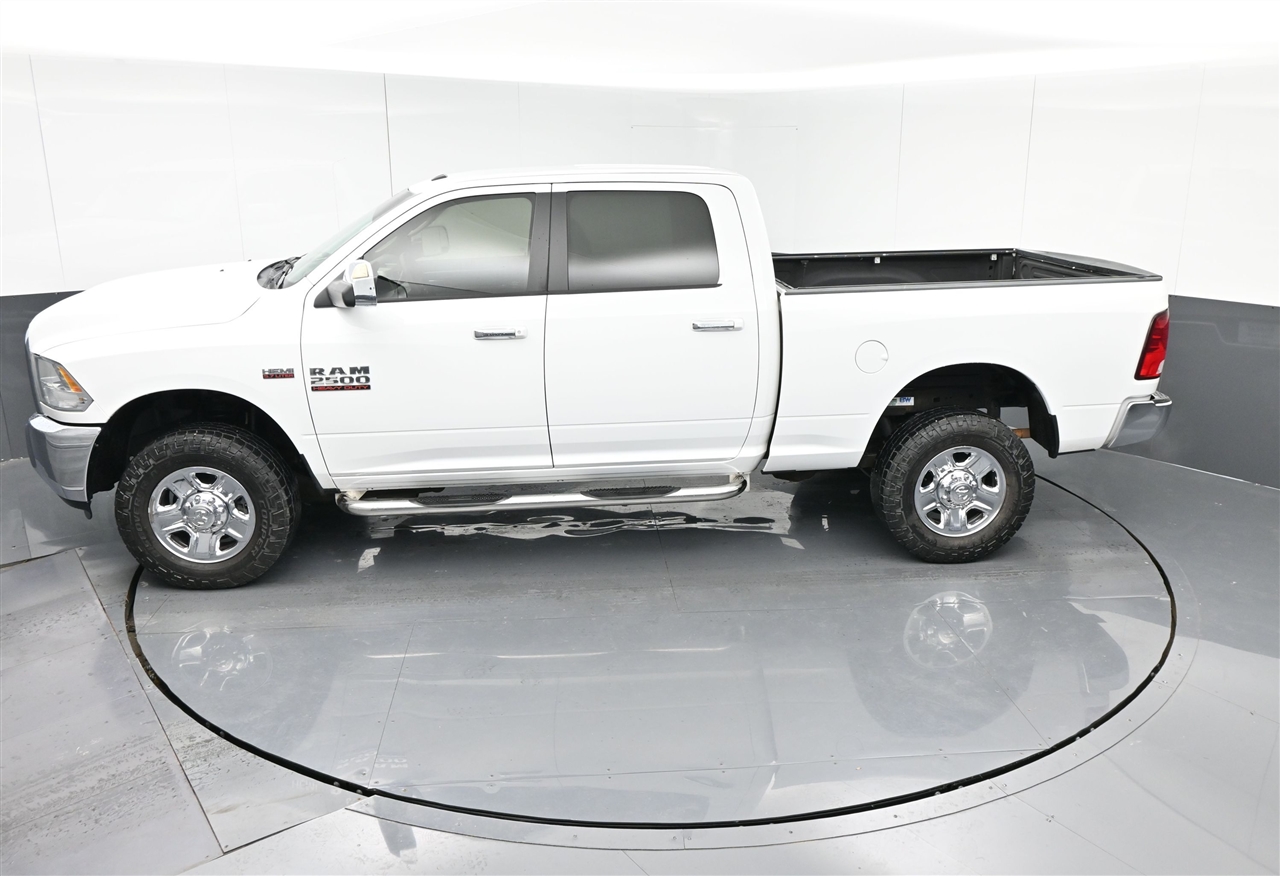 RAM 2500 SLT Crew Cab SWB 4WD 2016