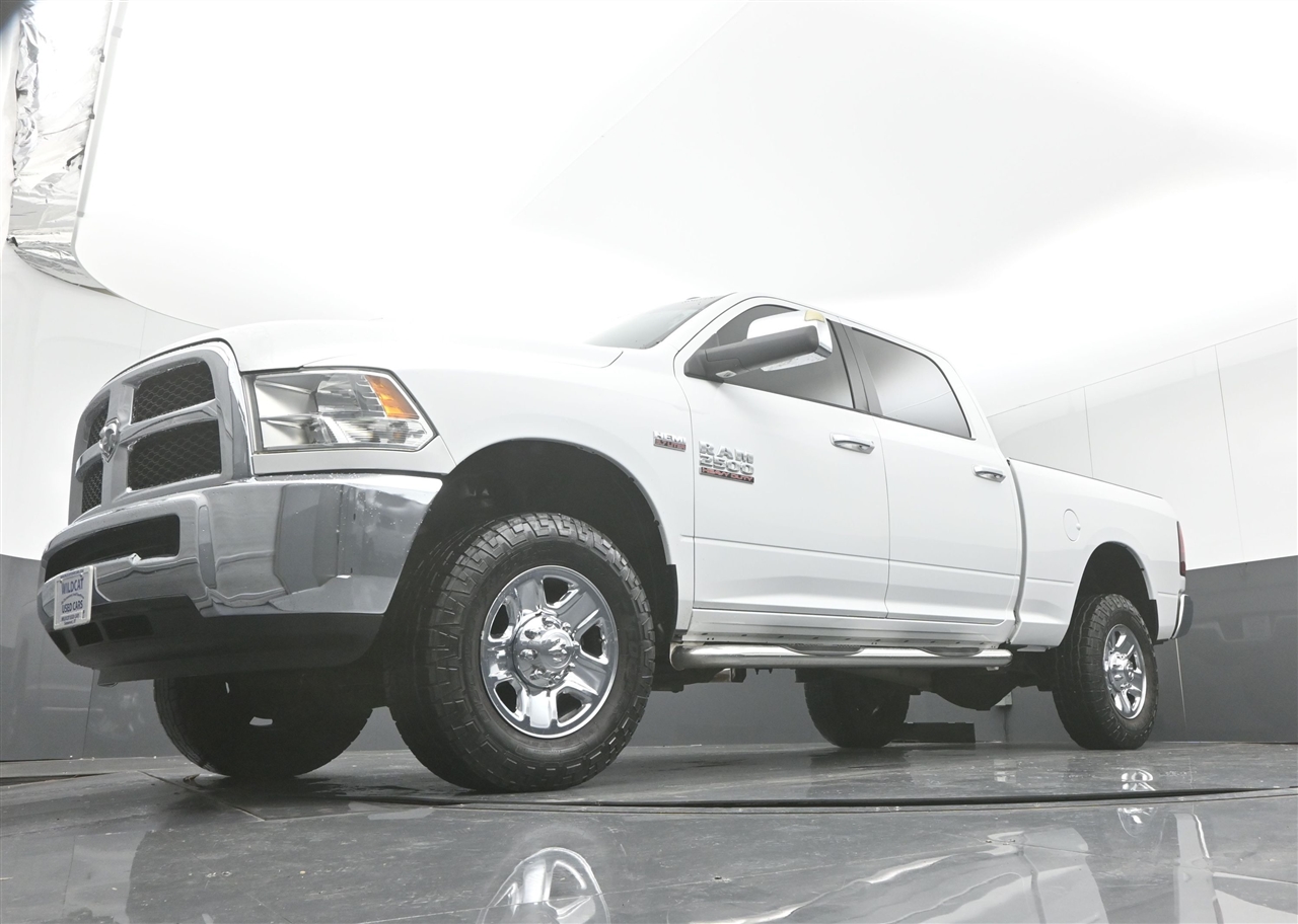 RAM 2500 SLT Crew Cab SWB 4WD 2016