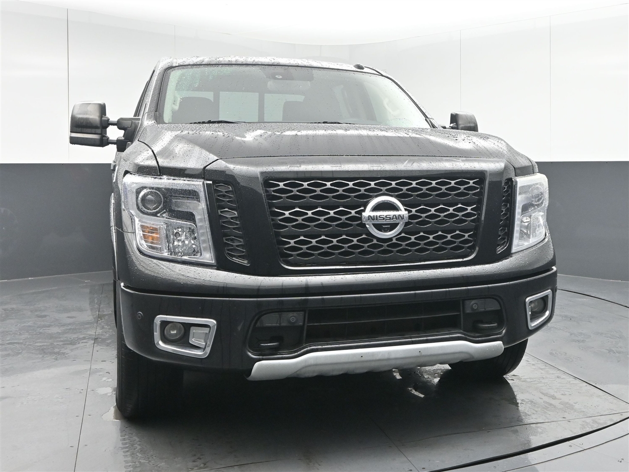 Nissan Titan PRO-4X Crew Cab 4WD 2017