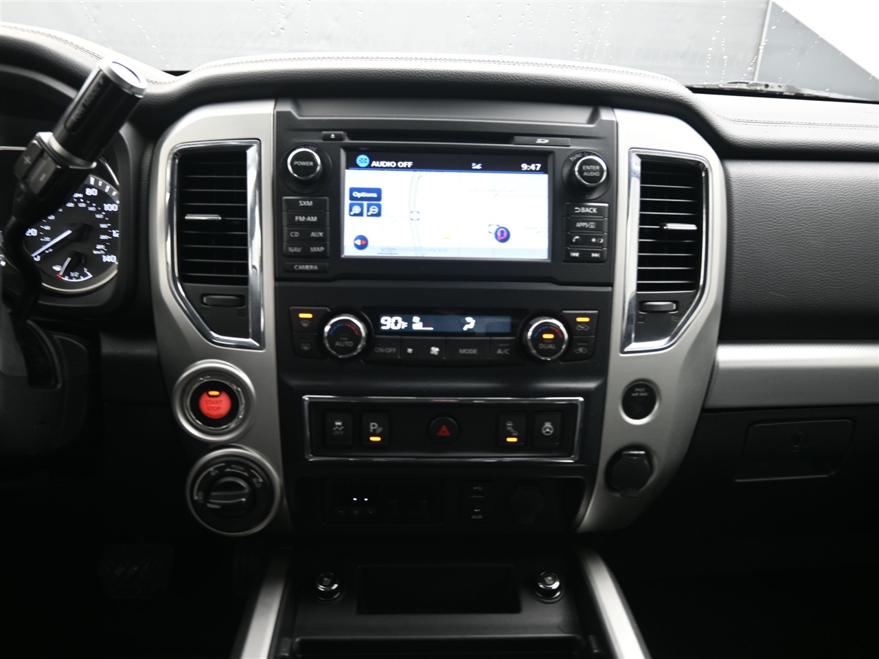 Nissan Titan PRO-4X Crew Cab 4WD 2017