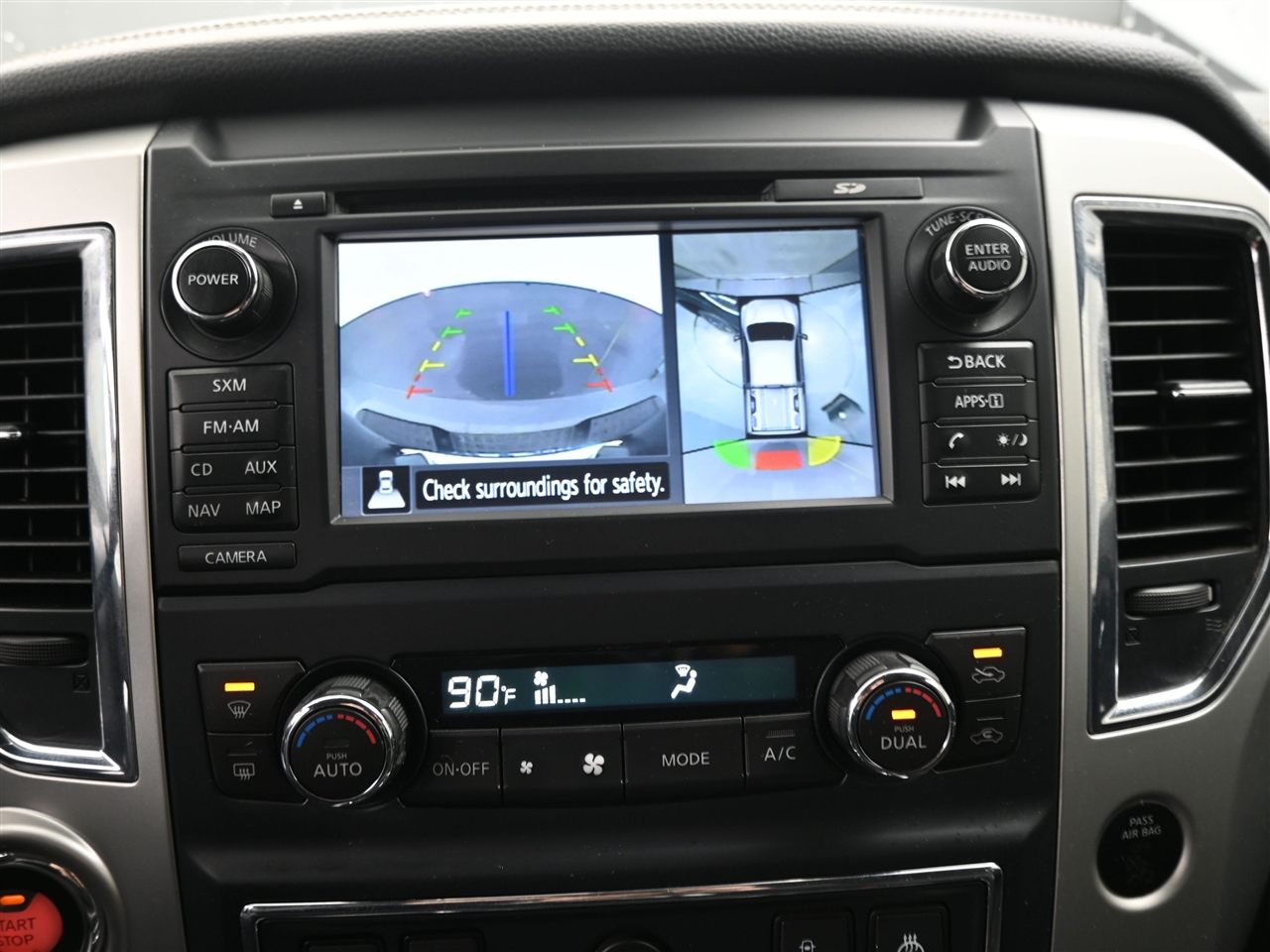 Nissan Titan PRO-4X Crew Cab 4WD 2017