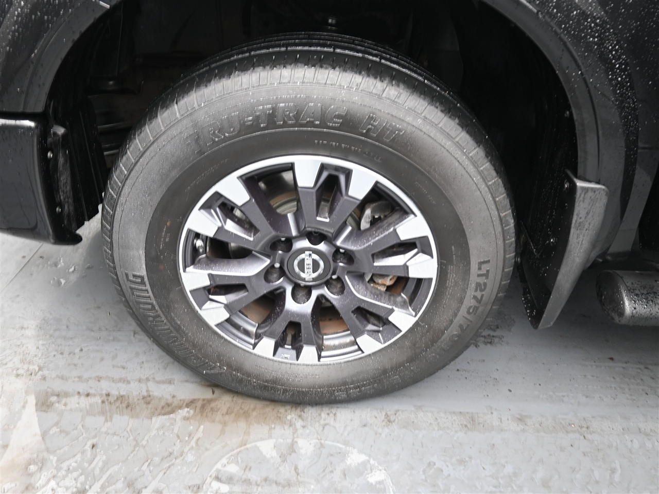 Nissan Titan PRO-4X Crew Cab 4WD 2017