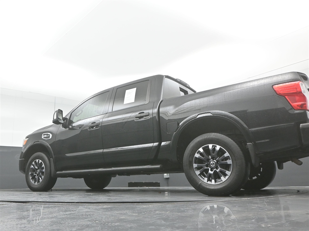 Nissan Titan PRO-4X Crew Cab 4WD 2017