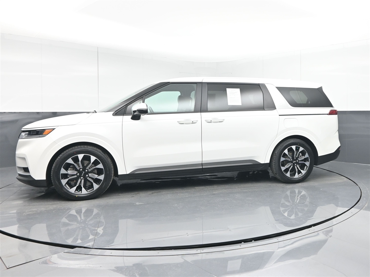 Kia Carnival EX 2022