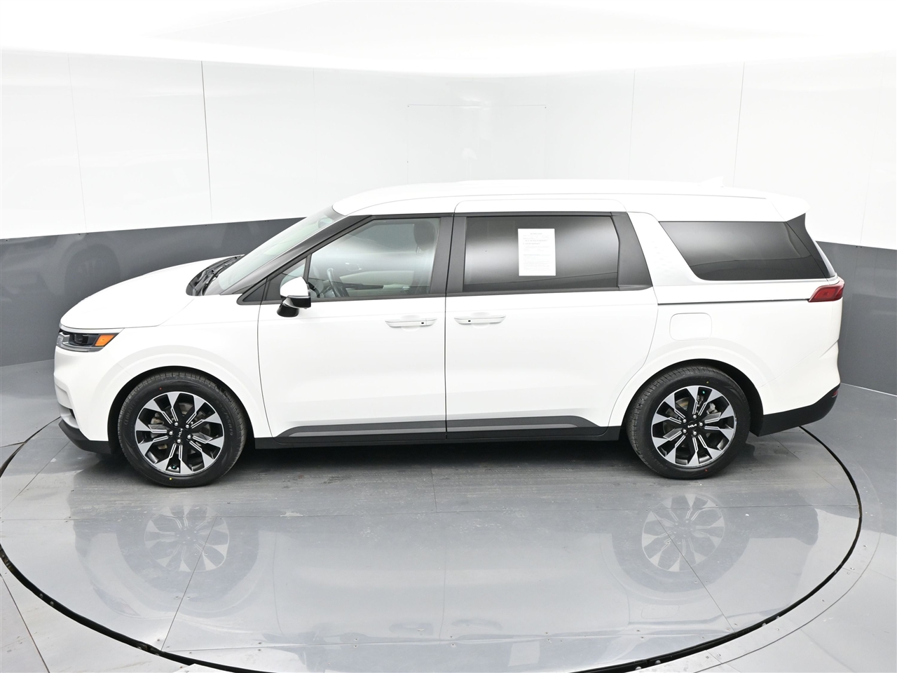 Kia Carnival EX 2022