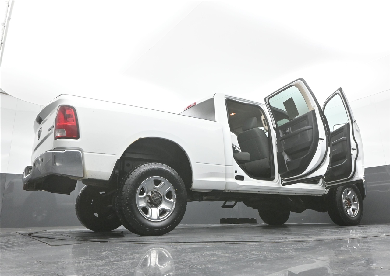 RAM 2500 ST Crew Cab SWB 4WD 2014