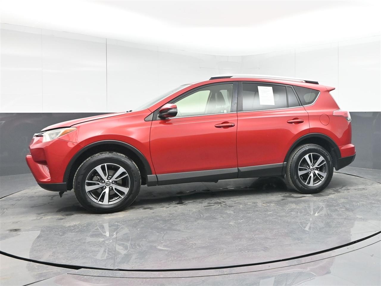 Toyota RAV4 XLE FWD 2016