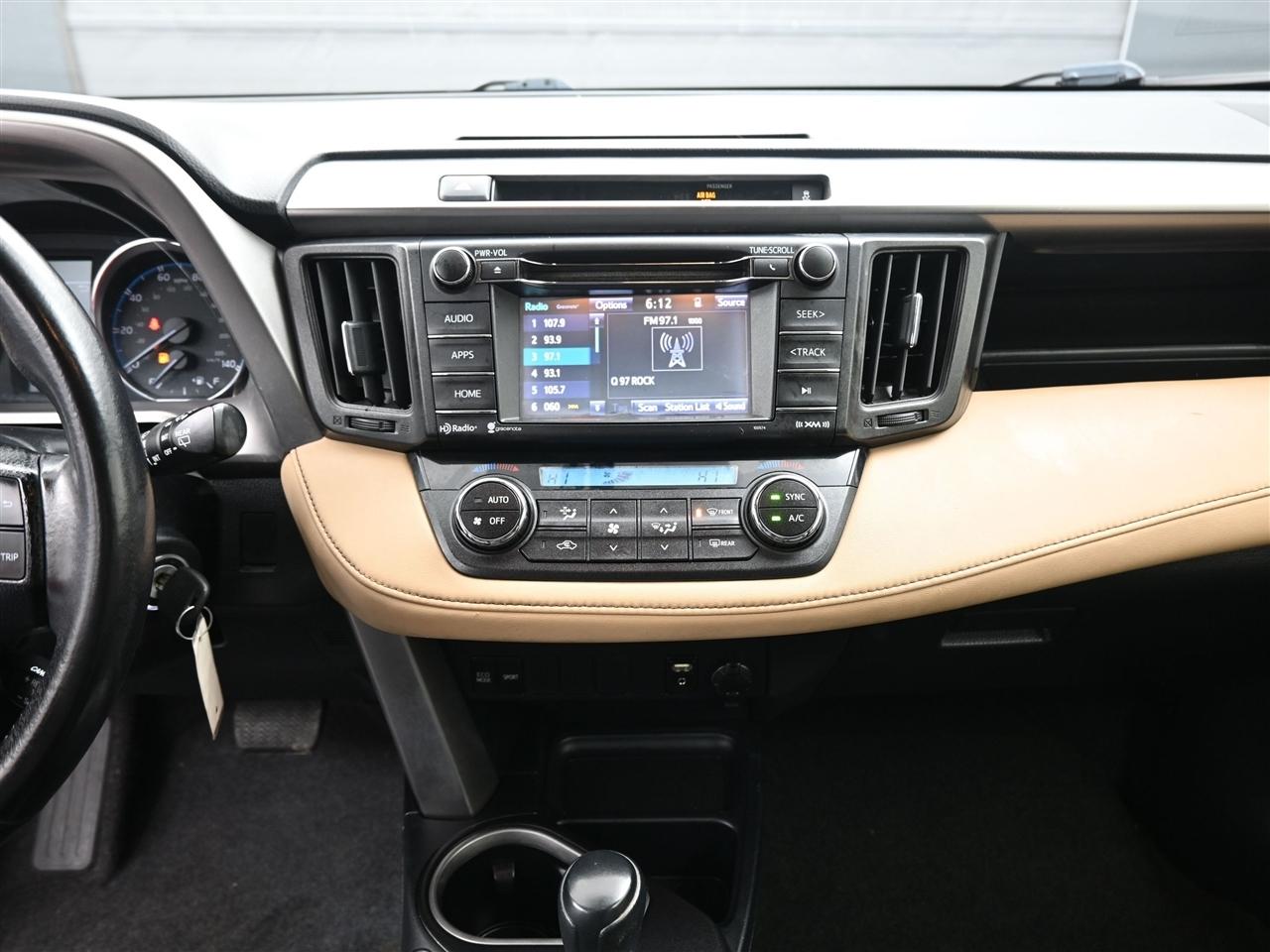 Toyota RAV4 XLE FWD 2016