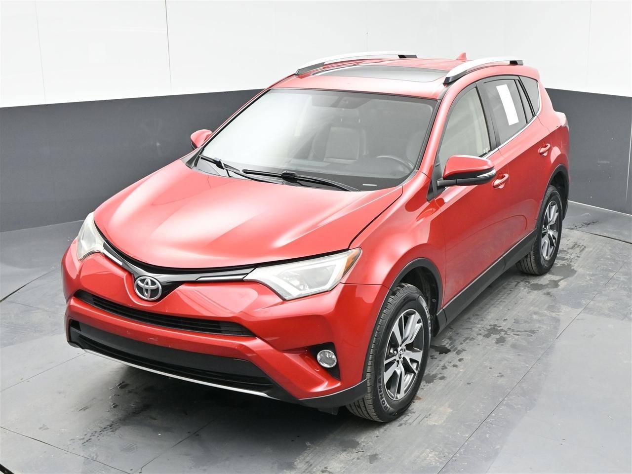 Toyota RAV4 XLE FWD 2016