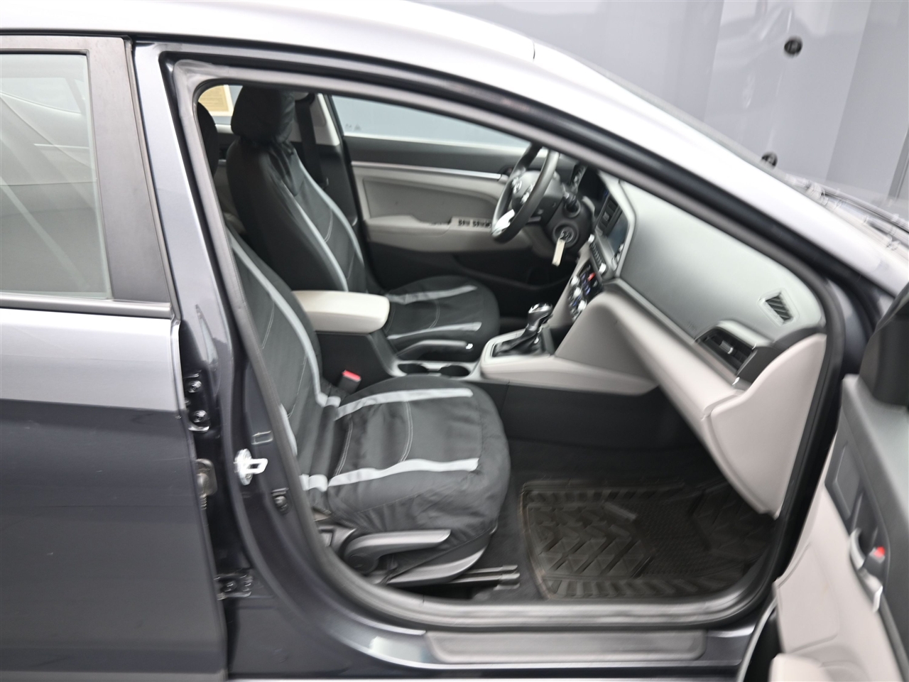 Hyundai Elantra Limited 2020