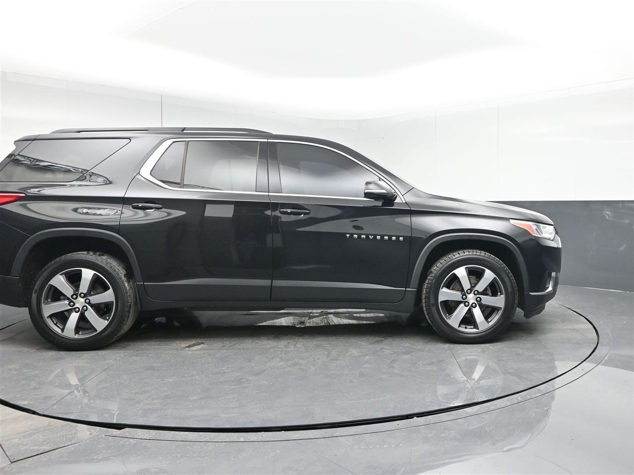 Chevrolet Traverse LT Leather FWD 2019