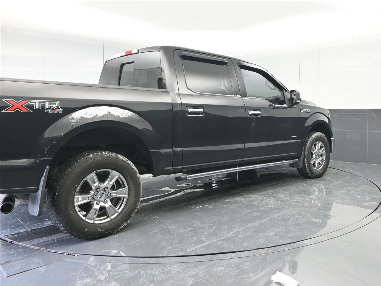 Ford F-150 XLT SuperCrew 6.5-ft. Bed 4WD 2015